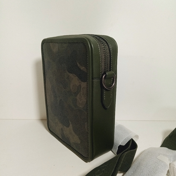 Coach Sullivan Crossbody In Signature Camo Print CW334 - Picture 3 of 8